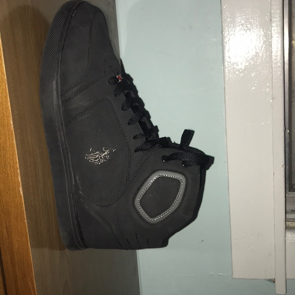 Shoes men size 11